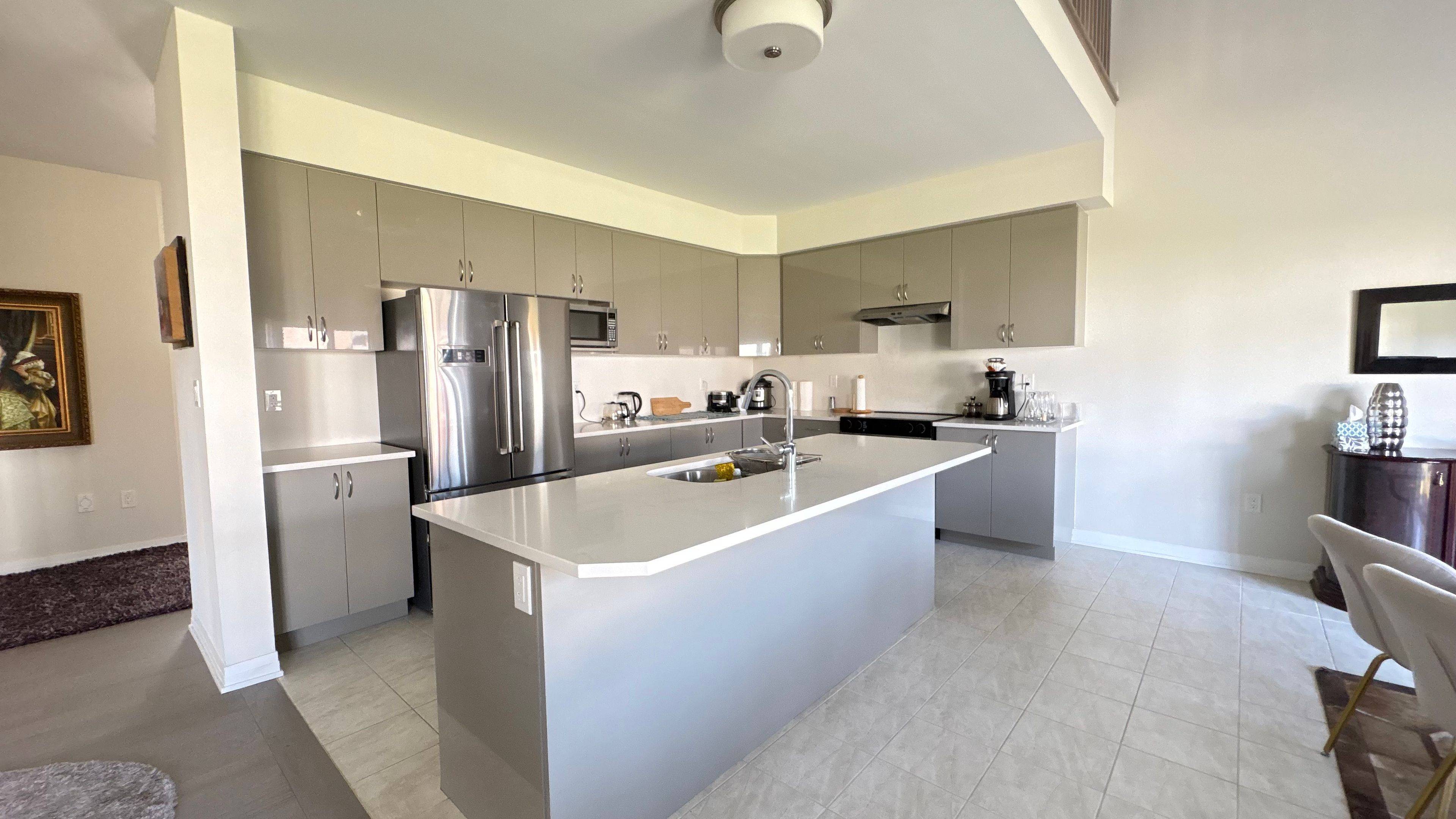 Severn, ON L3V 0Y4,3162 Searidge ST