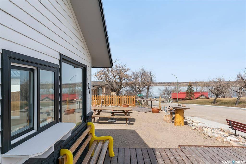 Regina Beach, SK S0G 4C0,104 Centre STREET