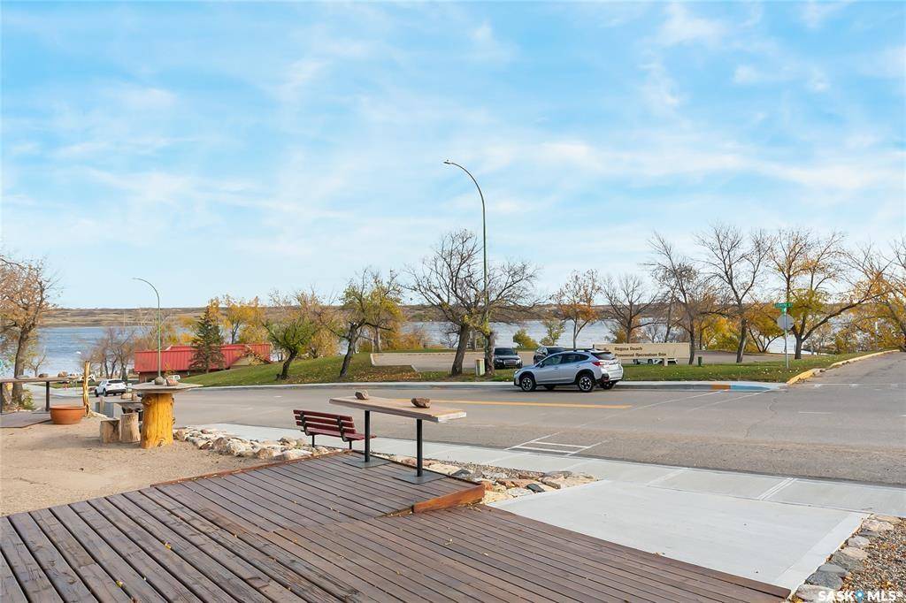 Regina Beach, SK S0G 4C0,104 Centre STREET