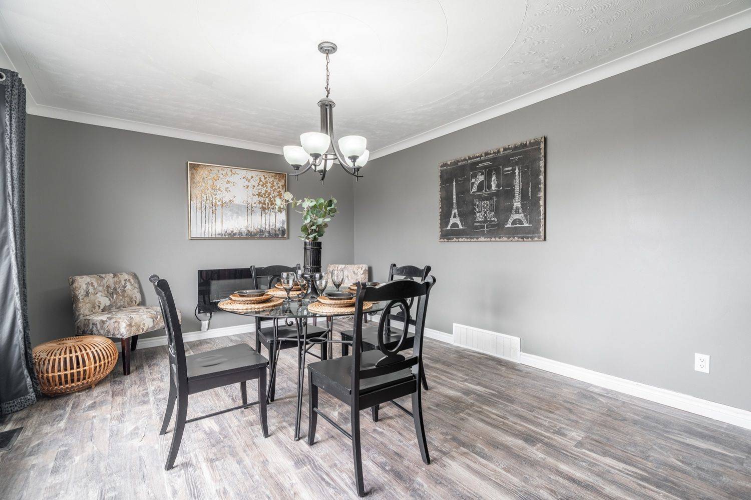 Haldimand, ON N0A 1H0,111 KING ST E