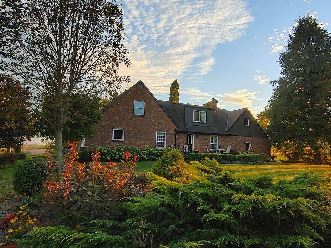 Wainfleet, ON L0S 1V0,40764 Forks RD