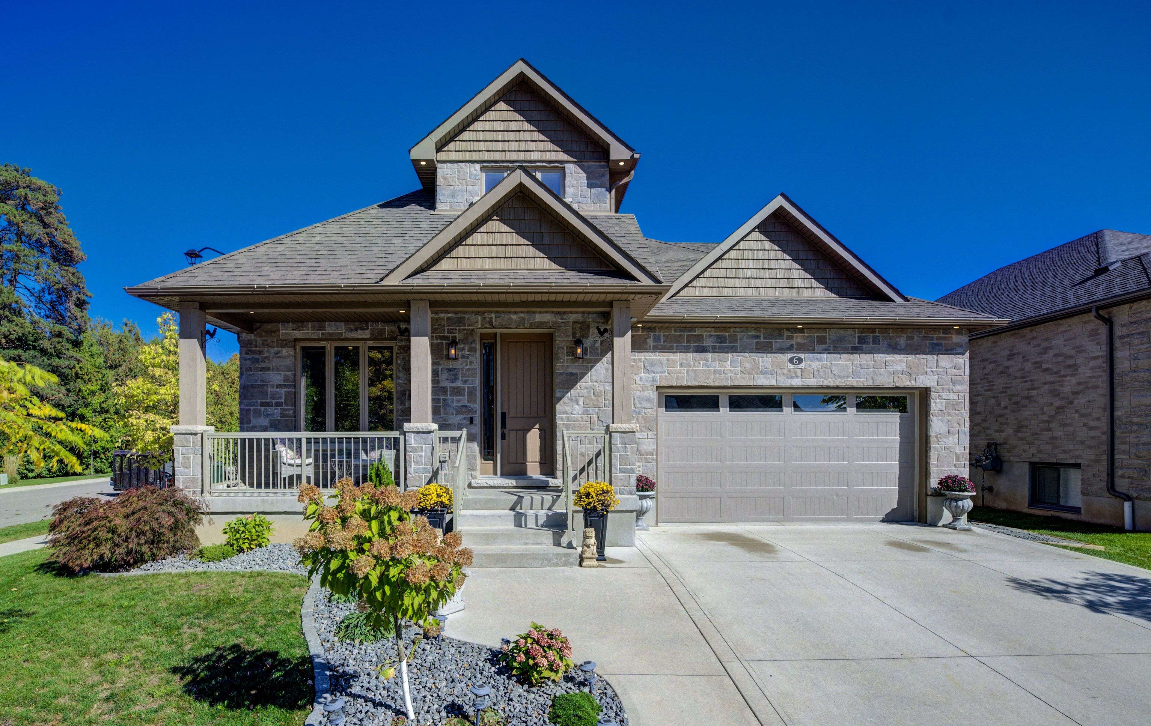 North Dumfries, ON N0B 1E0,6 Gore Estate CT