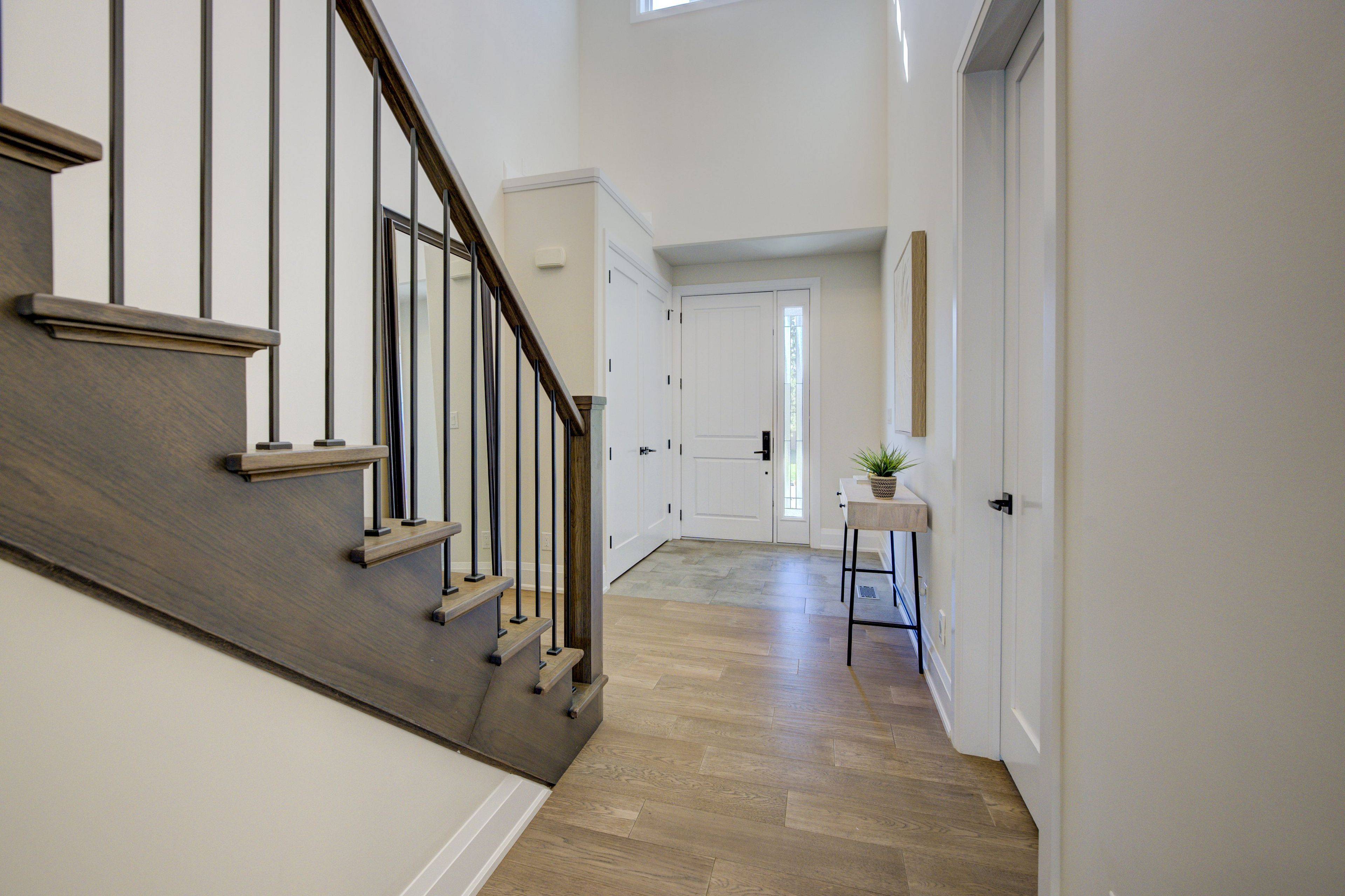 North Dumfries, ON N0B 1E0,6 Gore Estate CT