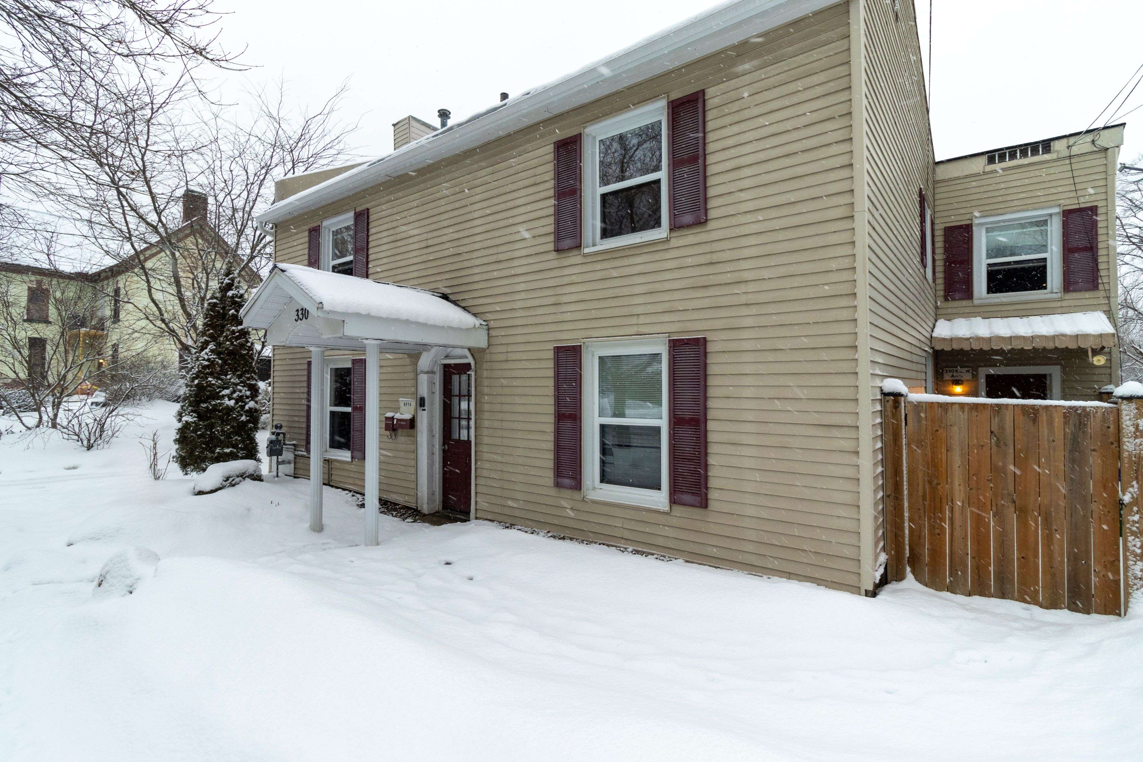 Brockville, ON K6V 3S3,330 King ST W