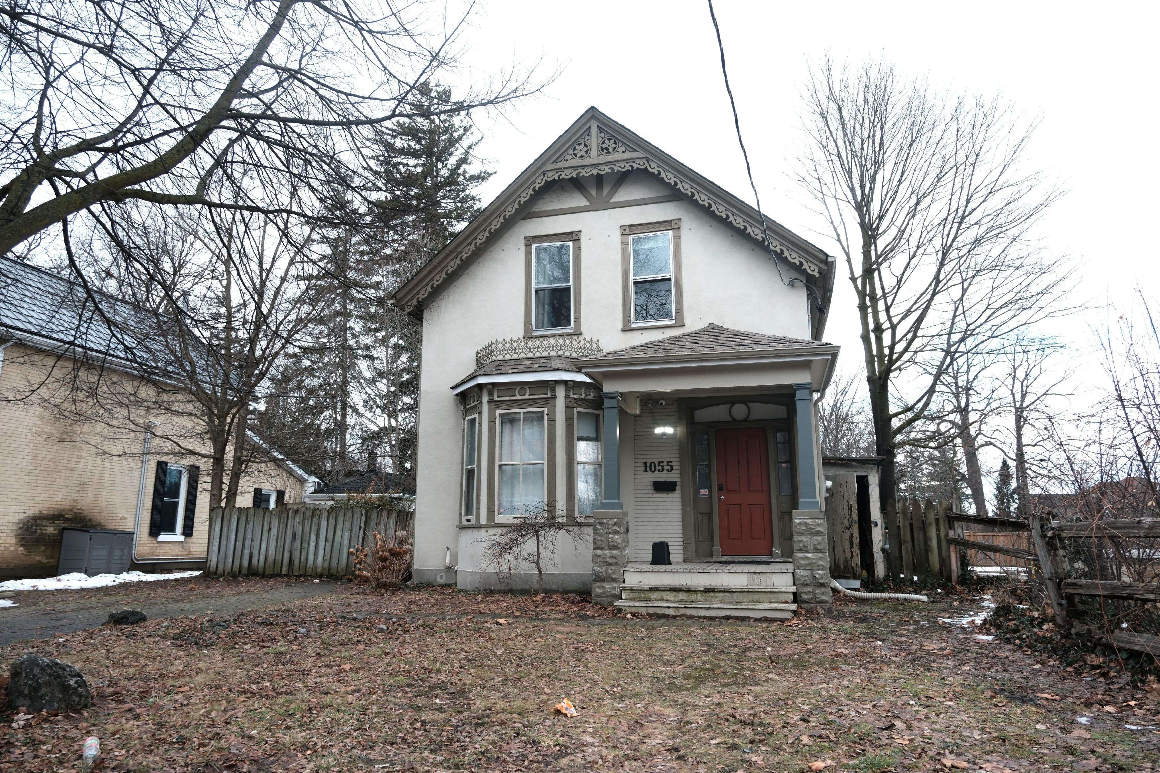 London East, ON N6A 3J7,1055 Richmond ST