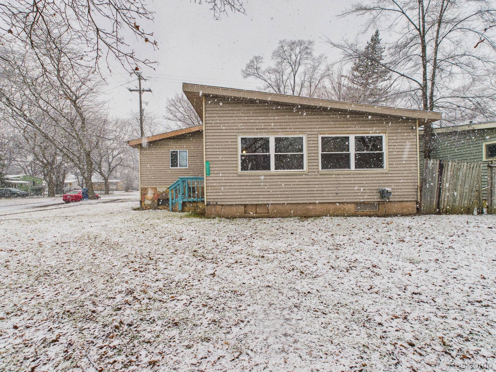 Flint, MI 48503,3373 Kent ST