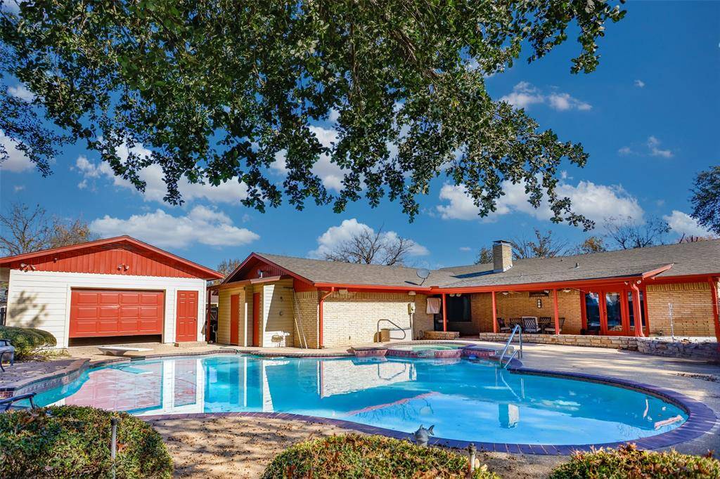 Gainesville, TX 76240,417 Willow Way