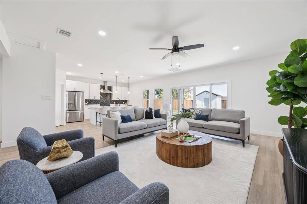 Carrollton, TX 75006,2516 Sunridge Road