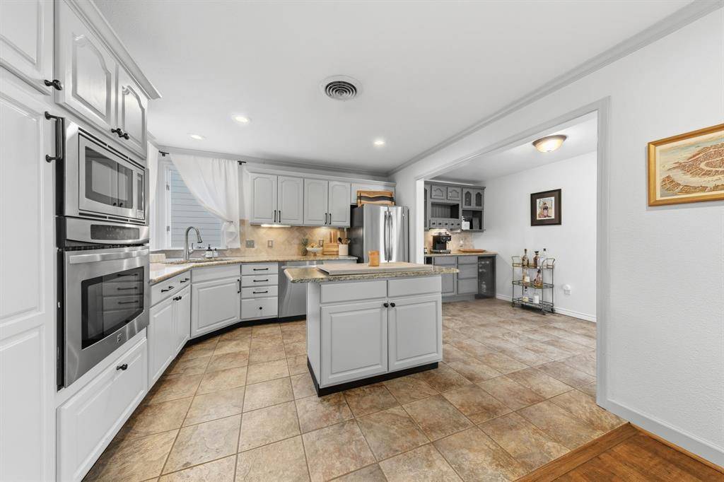 Dallas, TX 75209,4927 W Hanover Avenue