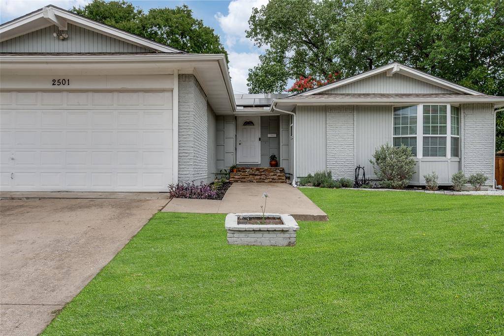 Irving, TX 75062,2501 Briarcliff Drive