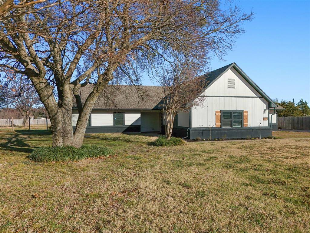 Pottsboro, TX 75076,137 S Meadowbrook Drive