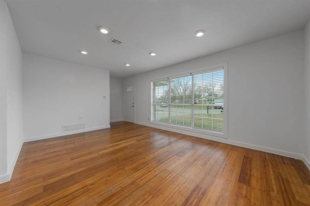 Irving, TX 75061,1606 Arlington Drive