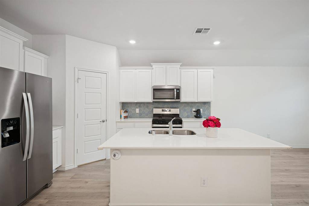 Princeton, TX 75407,907 Marigold Street