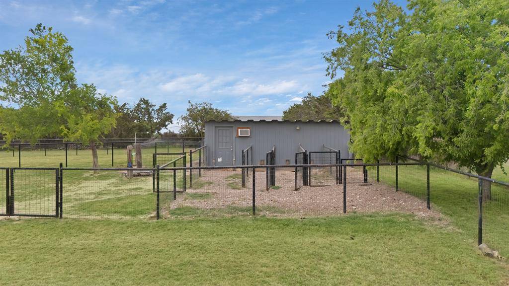 Weatherford, TX 76087,184 Wildflower Trail