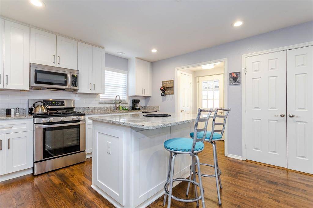 Grapevine, TX 76051,1333 S Pine Street