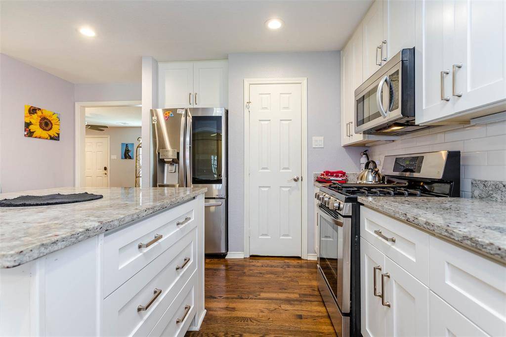 Grapevine, TX 76051,1333 S Pine Street