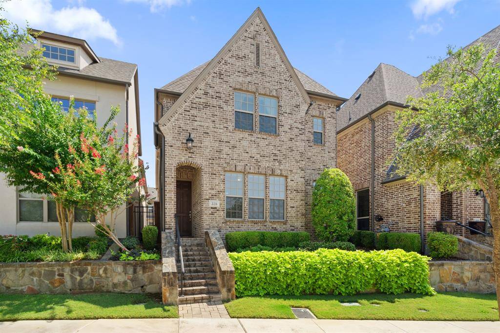 Irving, TX 75038,228 Skystone Drive