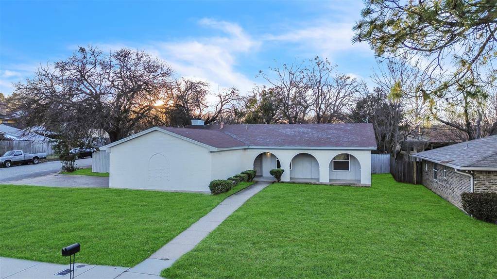 Fort Worth, TX 76112,1432 Barron Lane