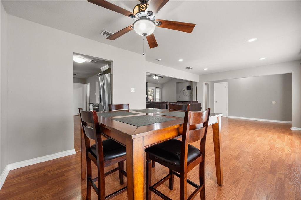 Fort Worth, TX 76133,3712 Lawndale Avenue