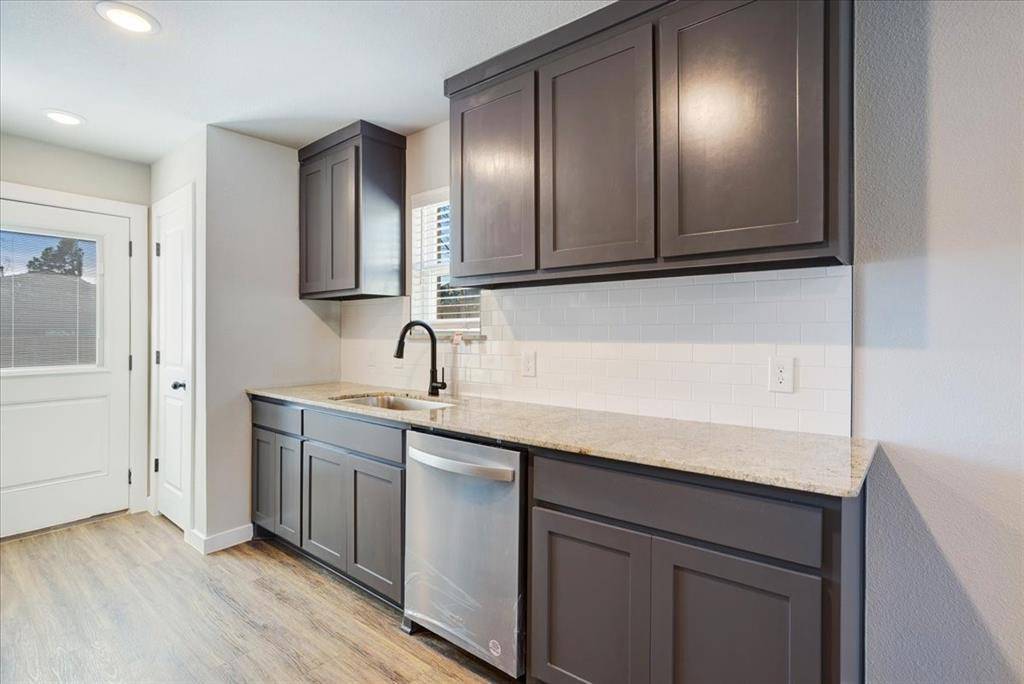 Denison, TX 75020,2404 Miller Street