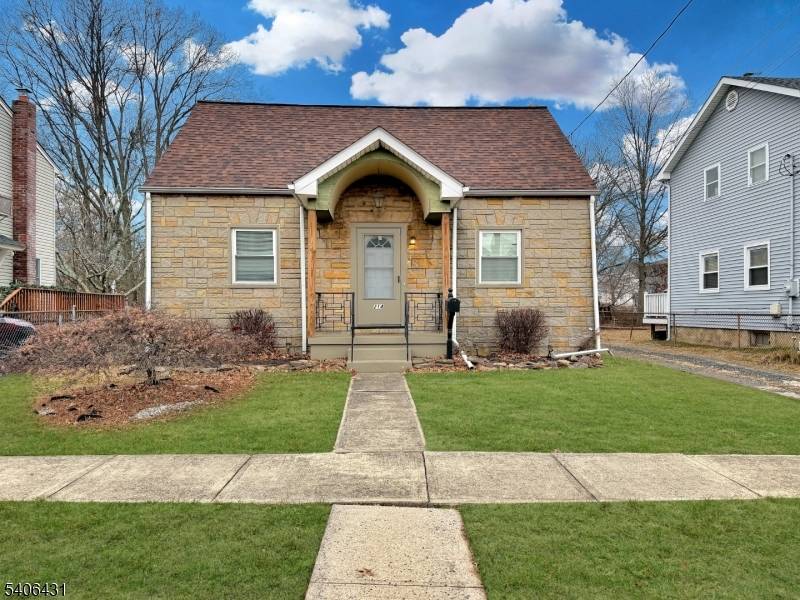 South Bound Brook Boro, NJ 08880,214 Elizabeth St #1