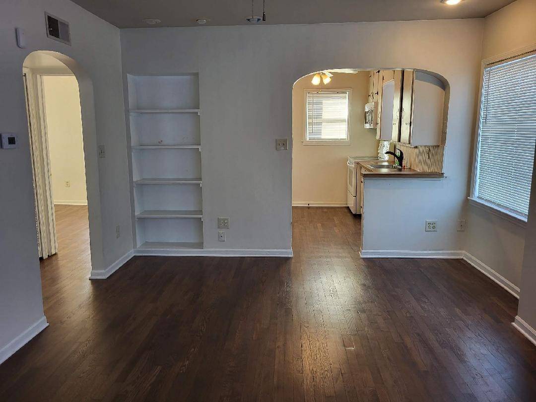 Burton, MI 48529,1216 E Hemphill RD