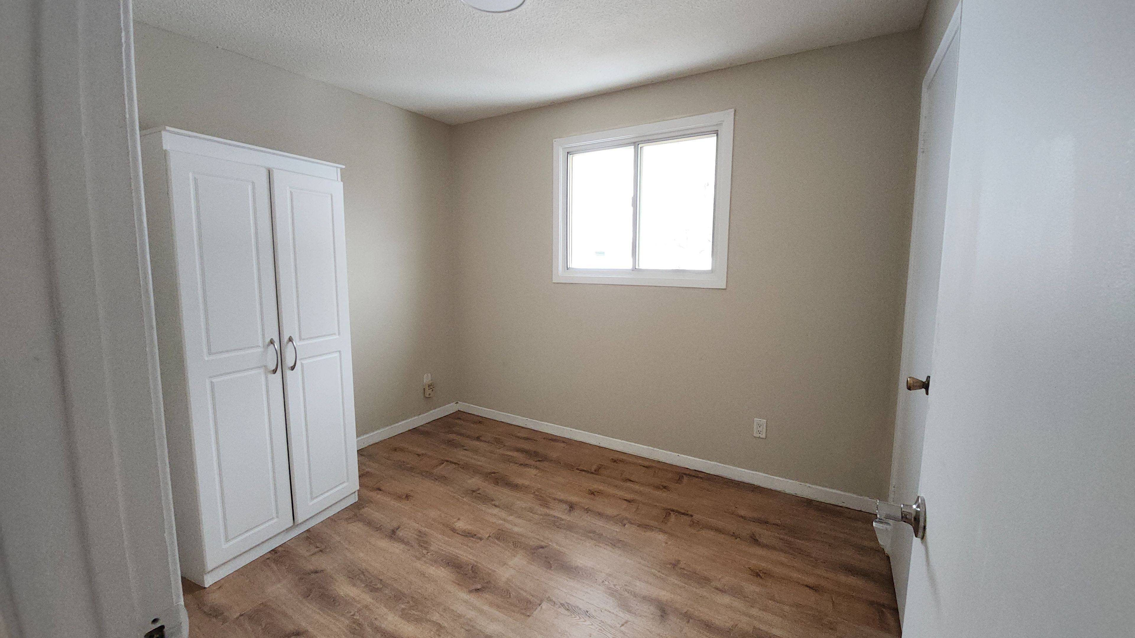 Toronto C15, ON M2H 2N1,44 MENTOR BLVD