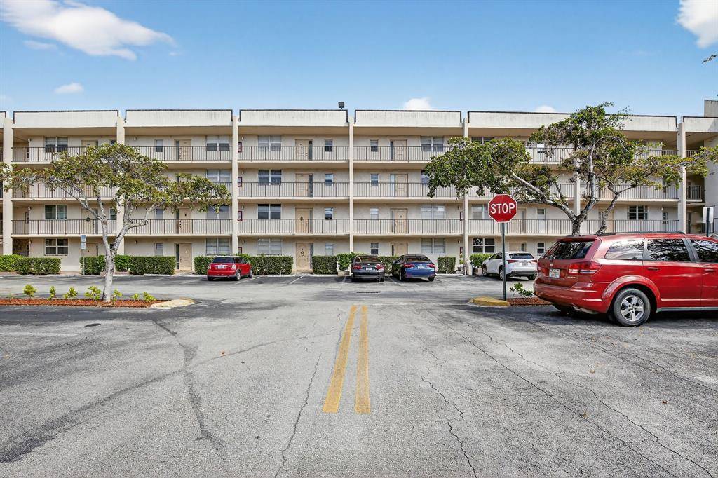 Sunrise, FL 33322,2571 Aragon Blvd #214