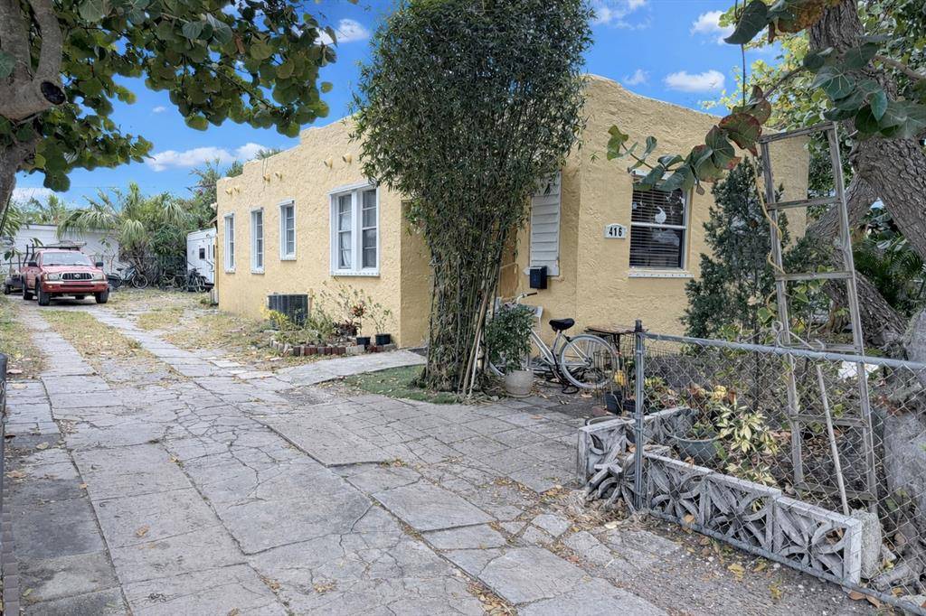 West Palm Beach, FL 33405,416 Revere Rd