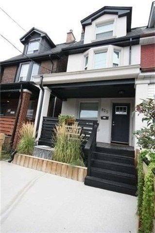 Toronto W02, ON M6G 3V2,825 Ossington AVE #2nd Flr