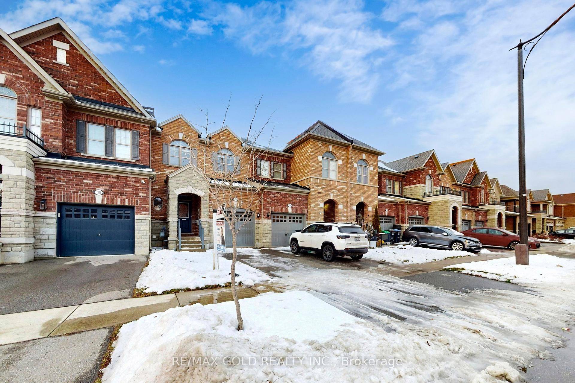 Brampton, ON L7A 4M1,62 Pennycross CRES