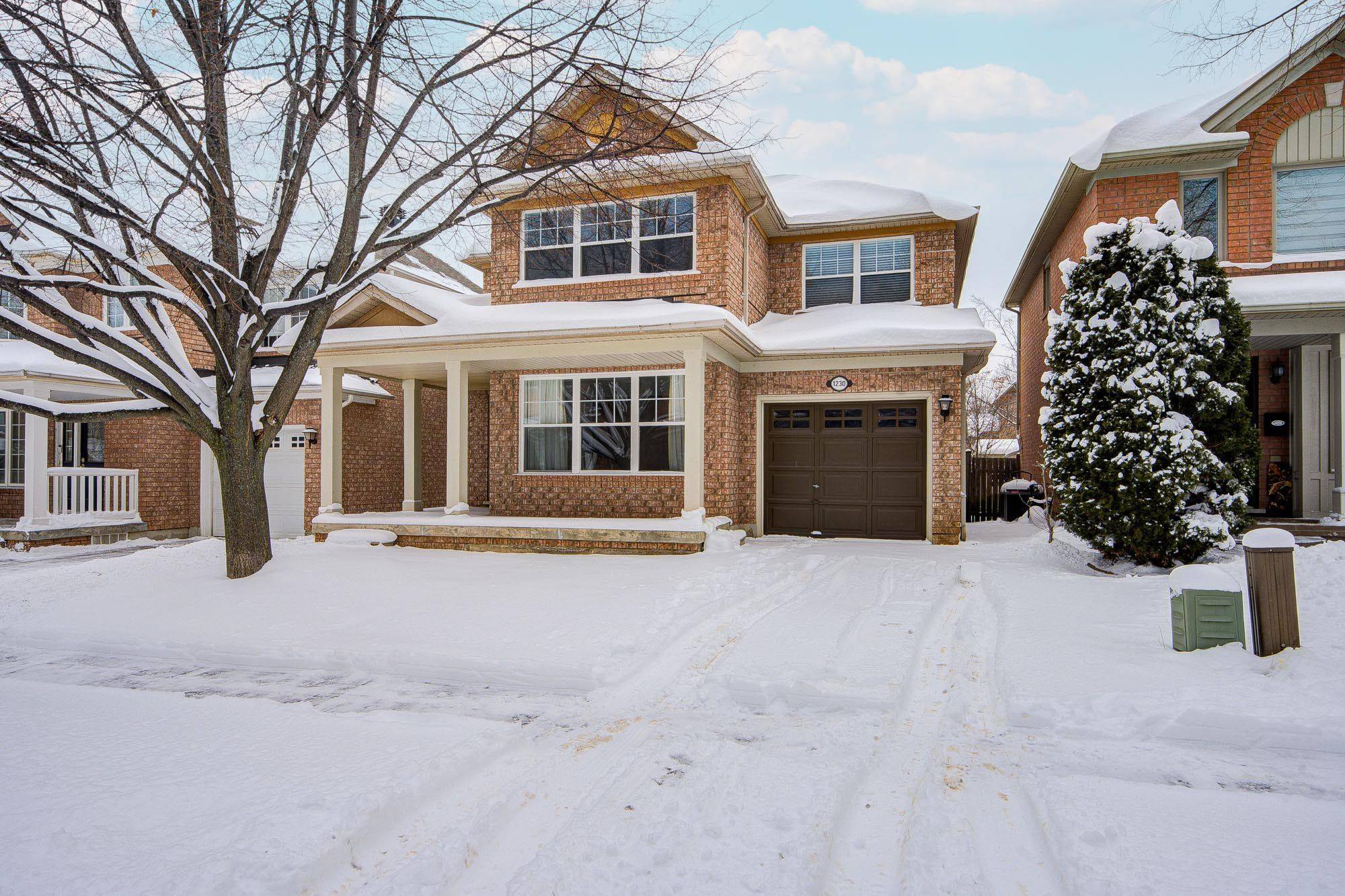 Oakville, ON L6M 4A6,1230 Sagewood CRES