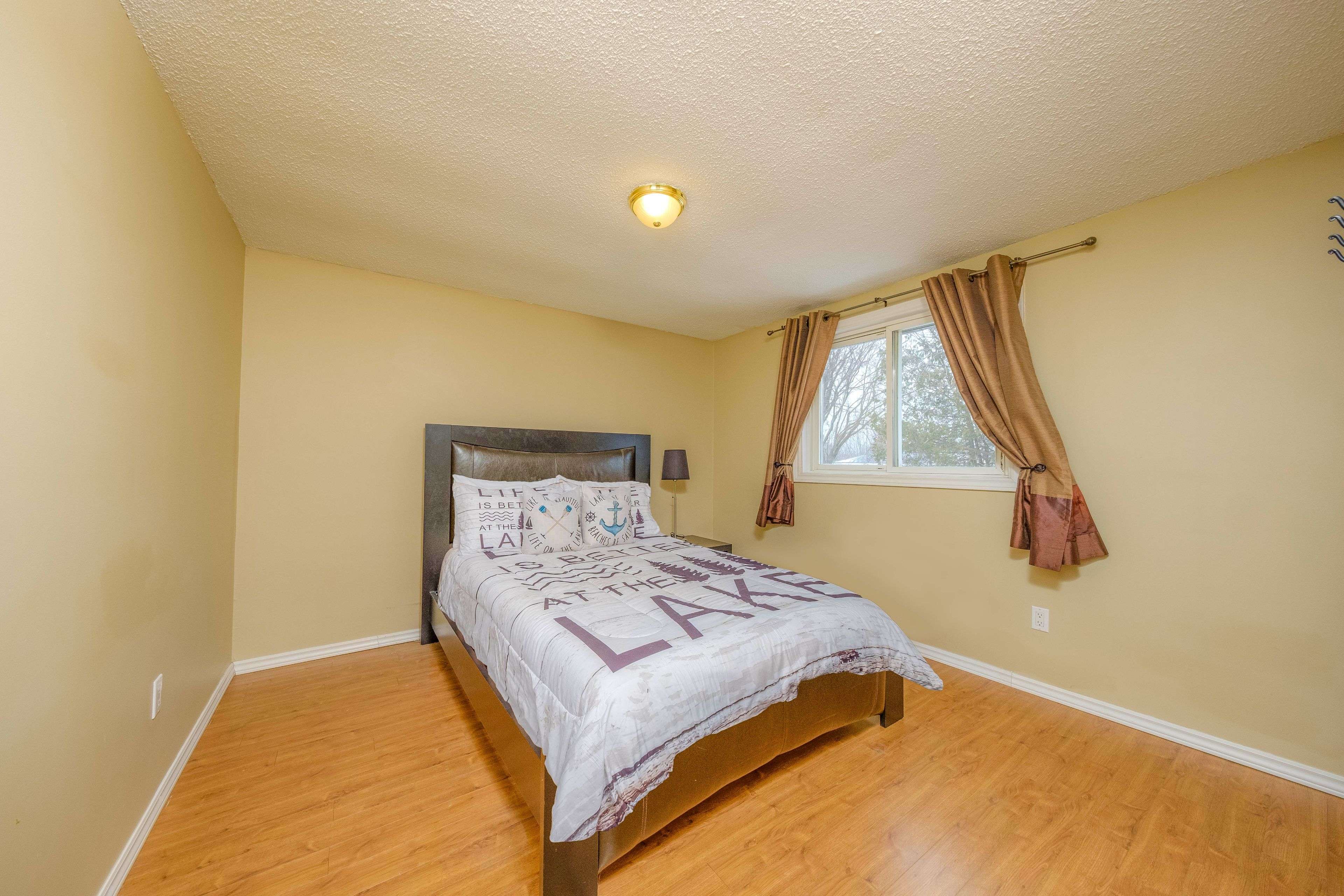 Kincardine, ON N2Z 1S4,708 Johnston CRES W