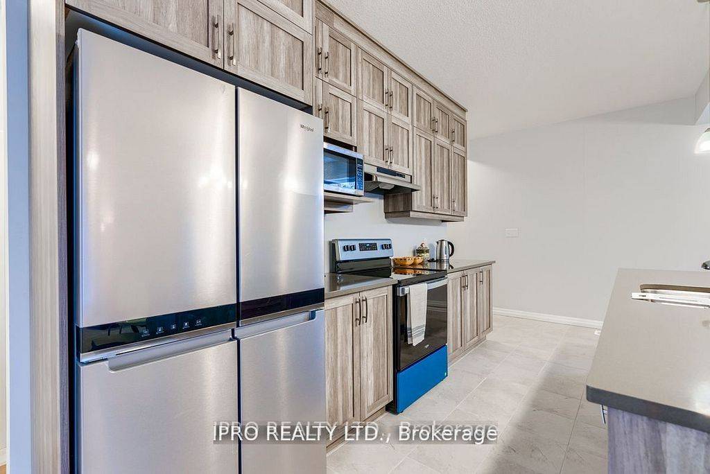 Cambridge, ON N1T 0C6,99 Honey ST