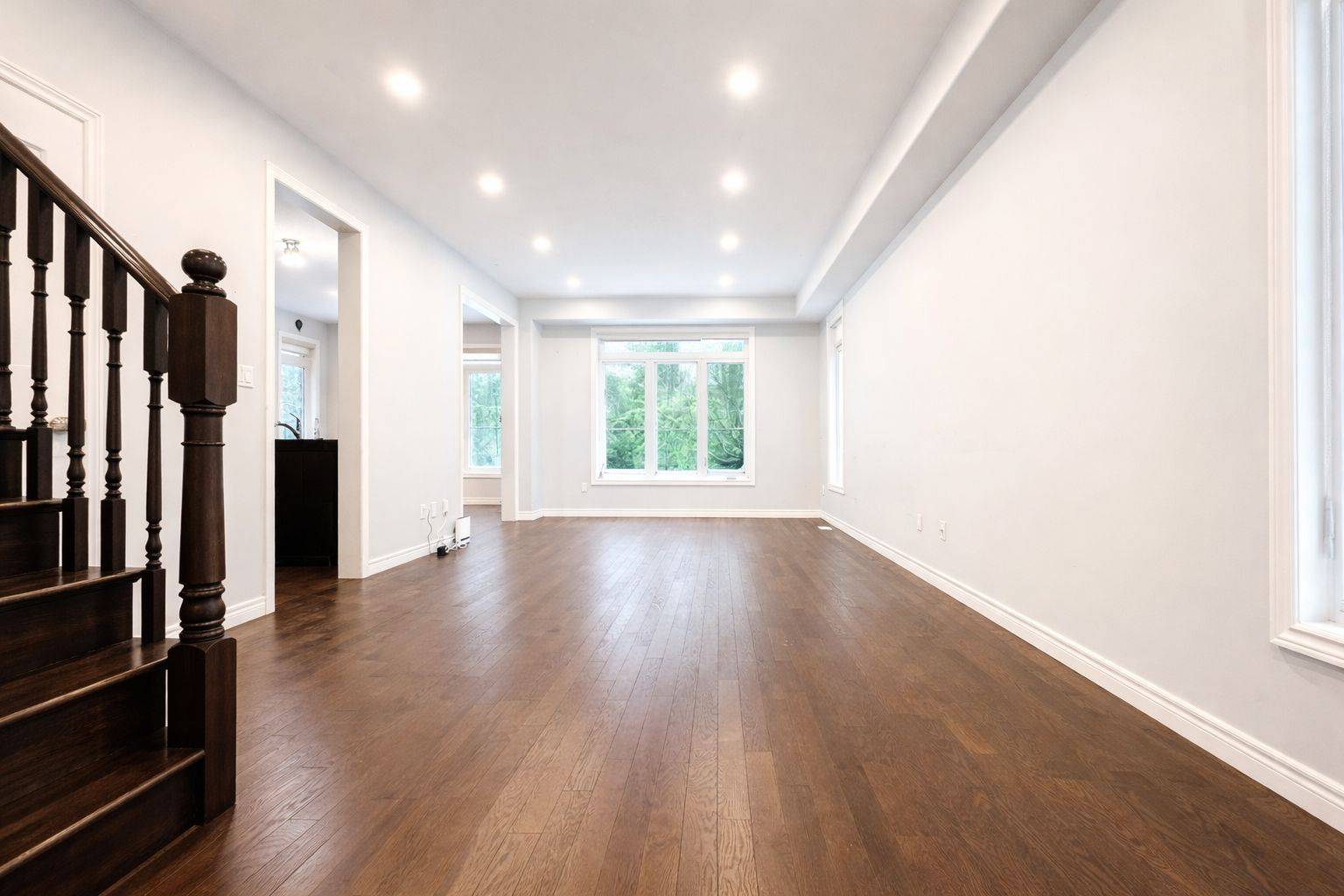 Kitchener, ON N2R 0H2,127 Elmbank TRL #Upper