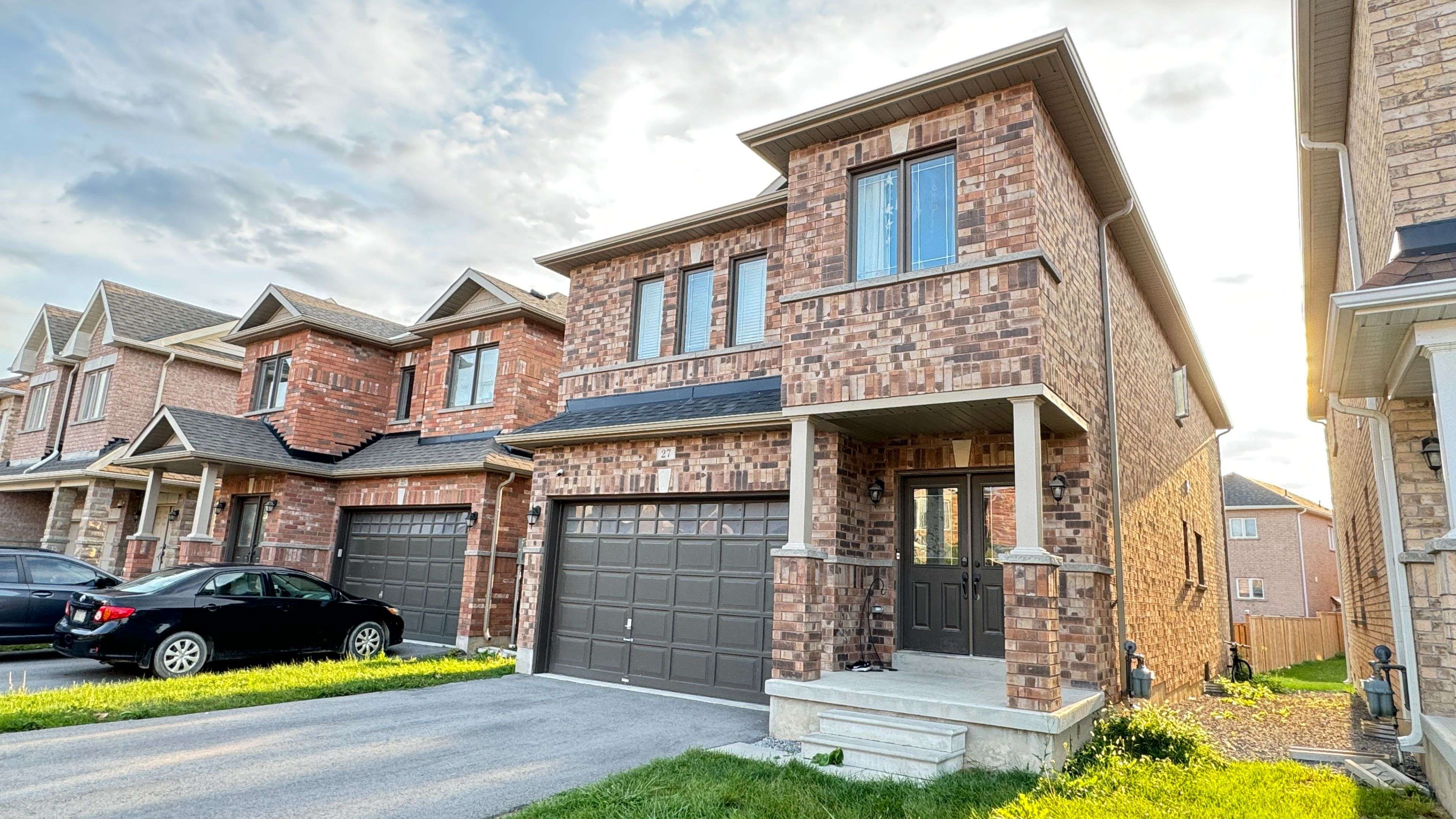 Thorold, ON L2V 0J7,27 Palace ST