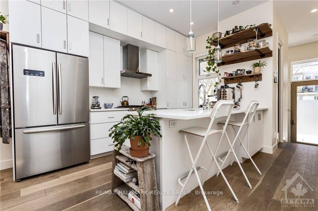 West Centre Town, ON K1Y 1P9,103B Stirling AVE