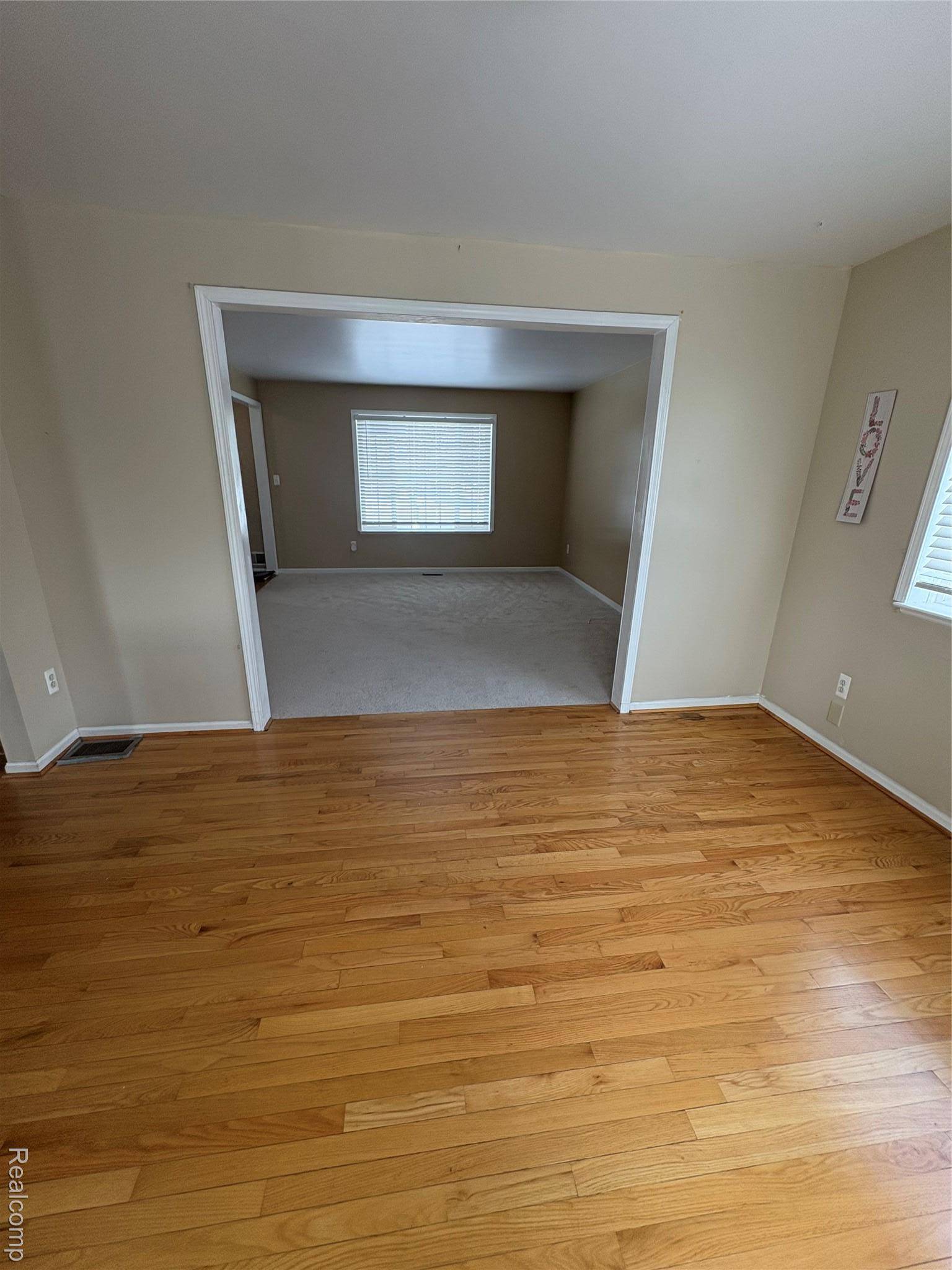 South Lyon, MI 48178,860 Eagle Heights DR E