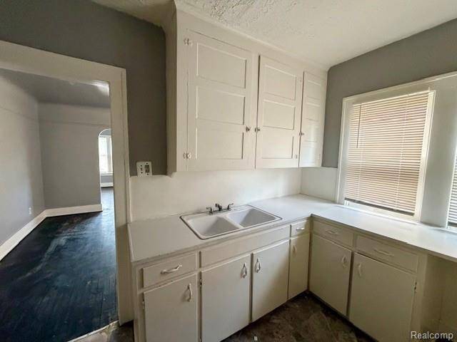 Detroit, MI 48227,14434 Mettetal ST #Lower