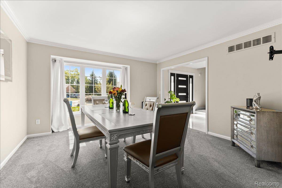 Commerce Twp, MI 48382,2420 Baltimore CT