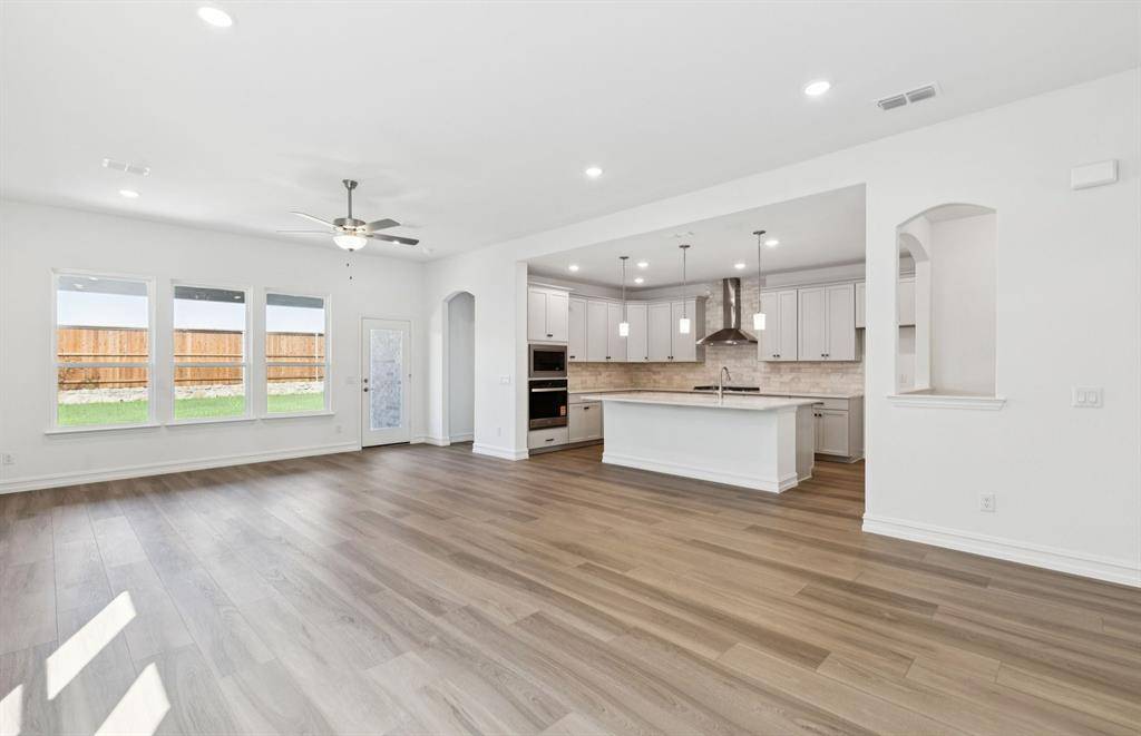 Pilot Point, TX 75009,5866 Blackwell Avenue