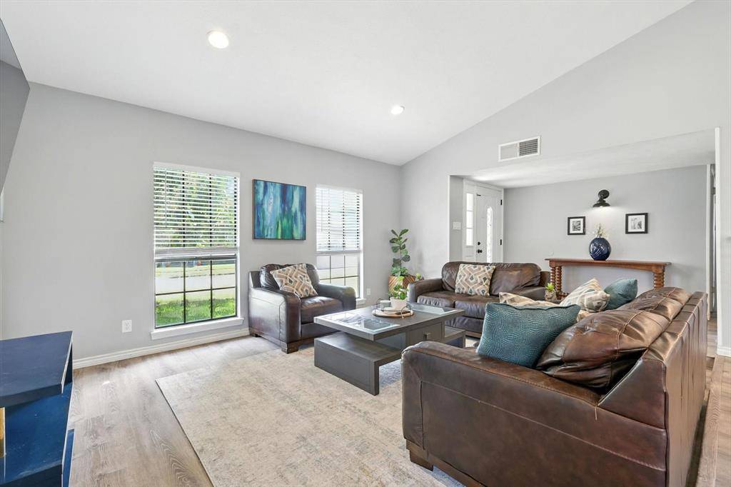 Plano, TX 75025,1317 Heidi Drive