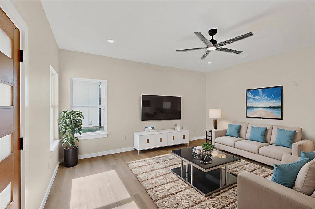 Rice, TX 75155,208 E Rusk Street