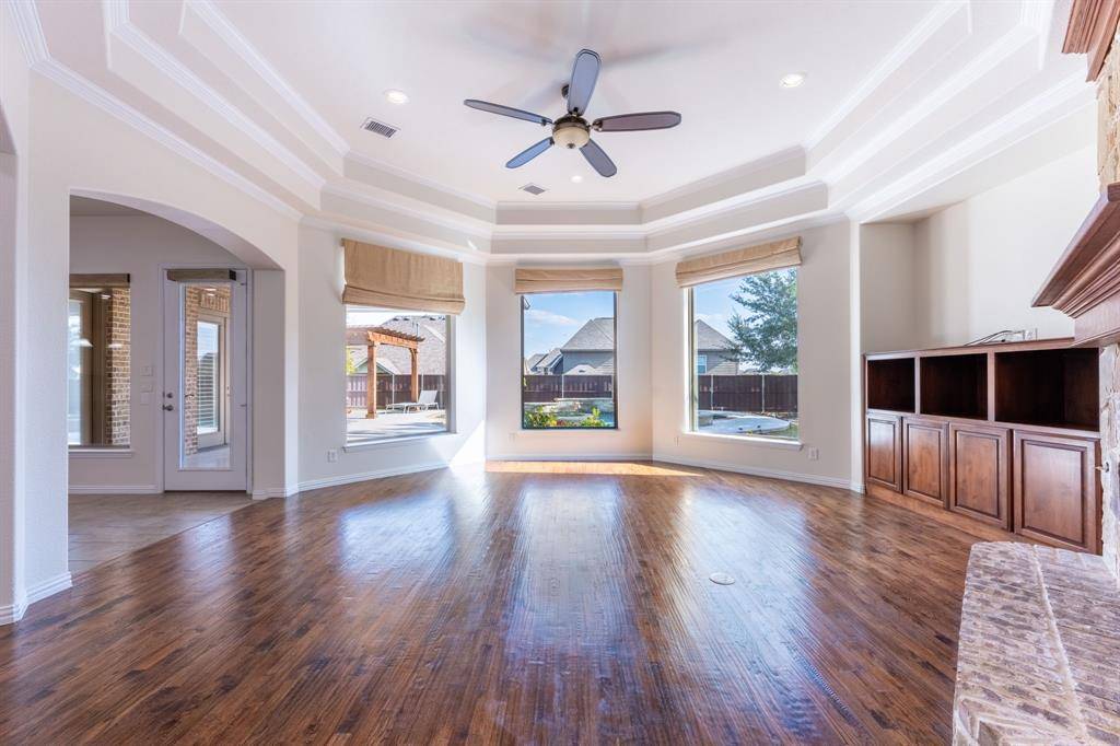 Rockwall, TX 75087,675 Featherstone Drive