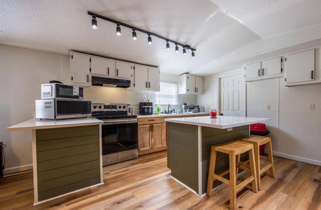 Elm Mott, TX 76640,309 W Bryant Street