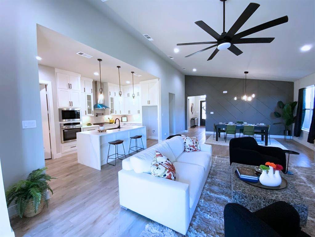 Dallas, TX 75216,2770 Moffatt Avenue