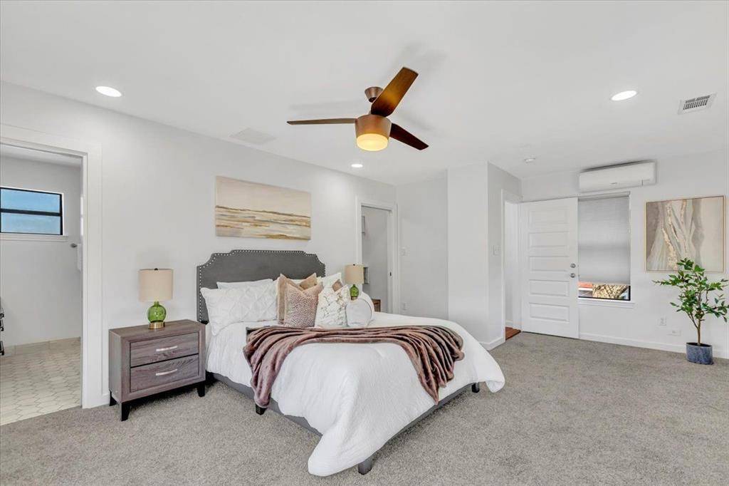 Dallas, TX 75228,9918 Coldwater Circle