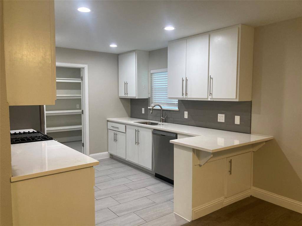 Irving, TX 75062,518 Burnwood Drive