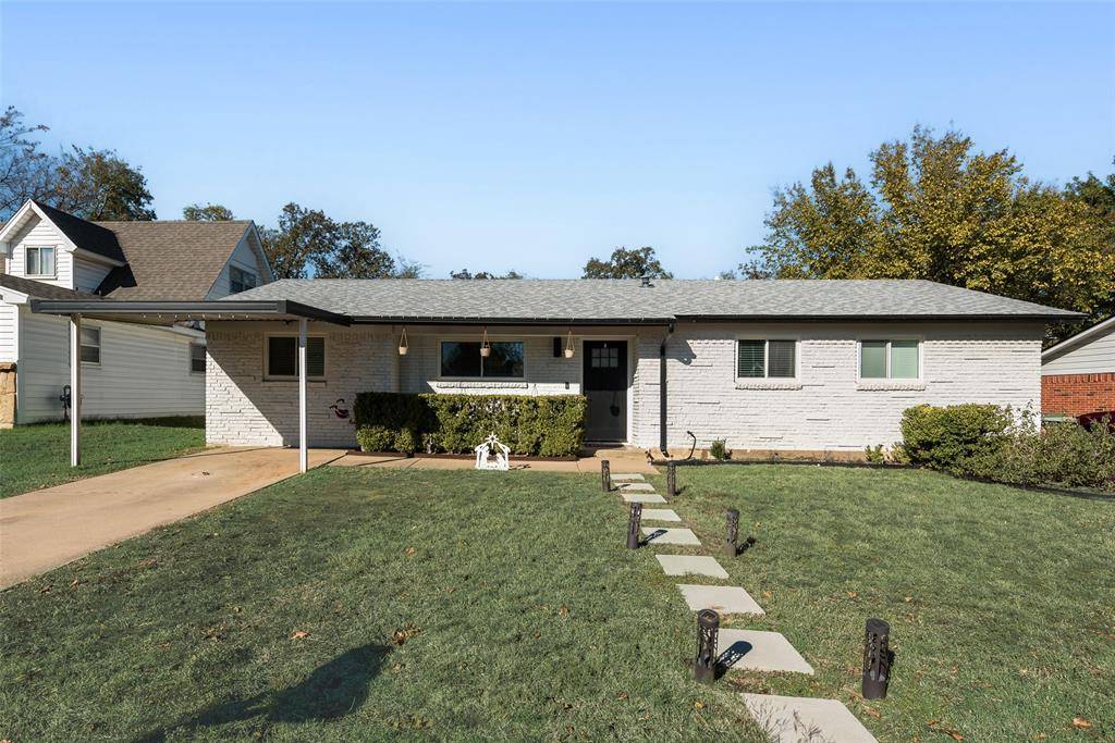 Hurst, TX 76053,756 Briarwood Lane