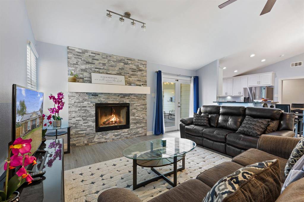 Carrollton, TX 75007,2104 Statler Drive